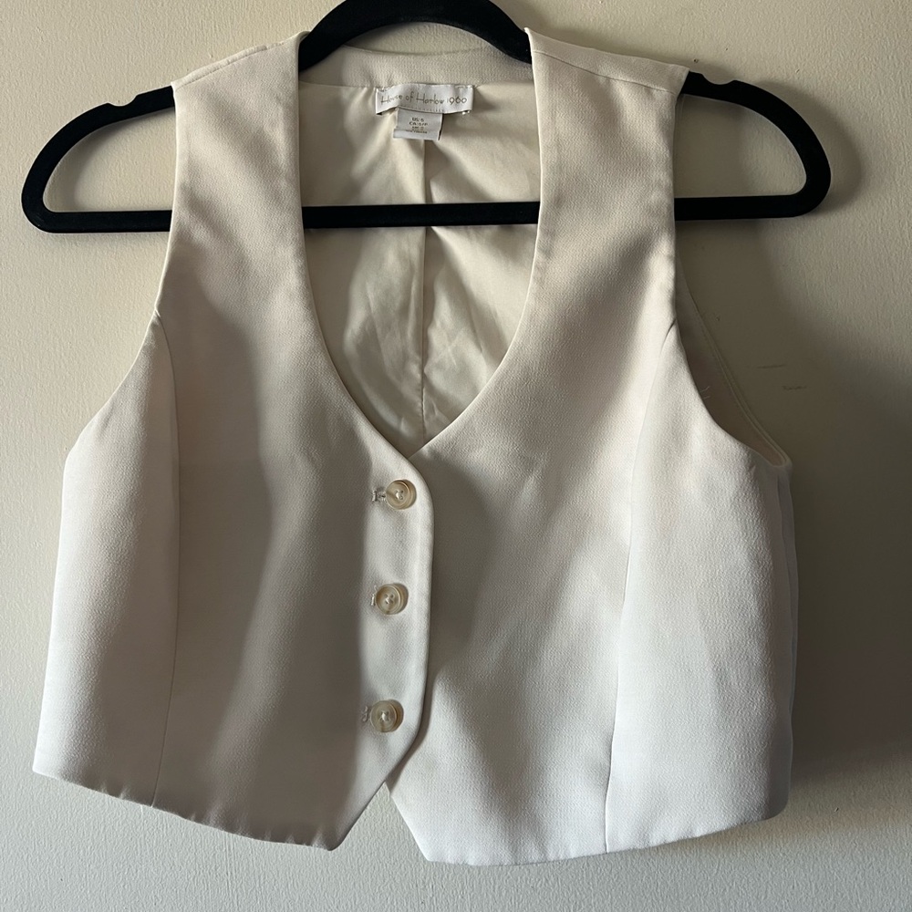 House of Harlow 1960 Cream Buttoned Vest